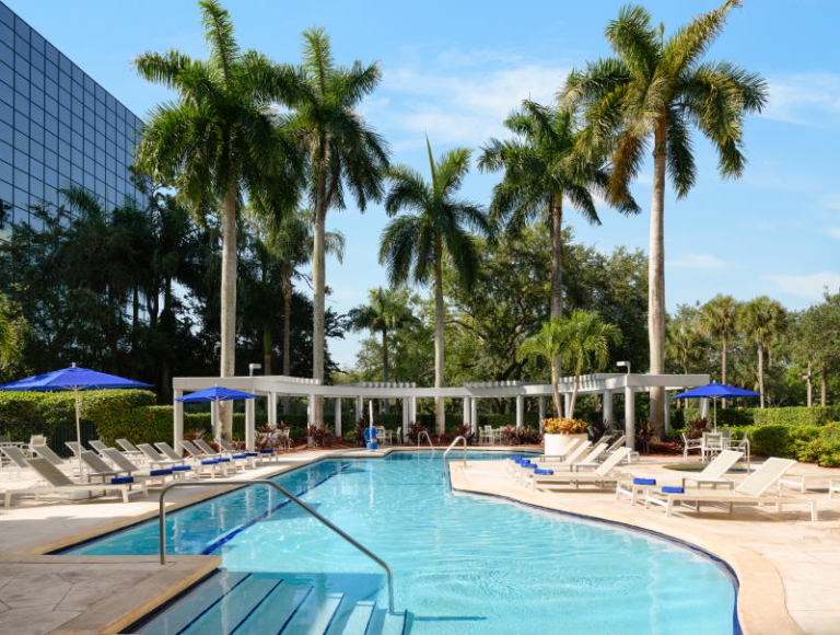 Florida Resident Hotel Rate | HIlton Suites Boca Raton Hotel
